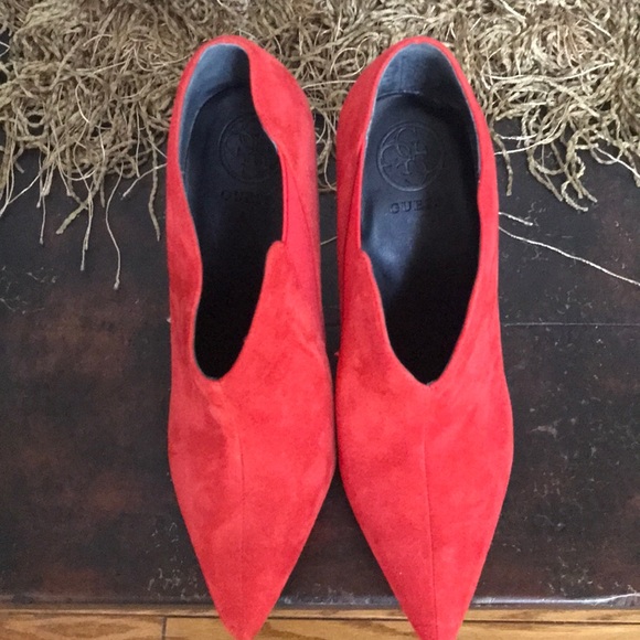 Guess Gorgeous Cherry Red Suede Heels. Size 6. - Picture 6 of 7